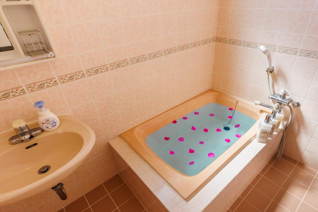 Naha Gajumaru Apartment Hotel 301 Екстер'єр фото